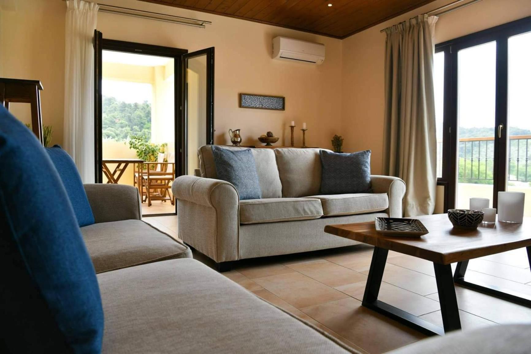 Anemi Superior Deluxe Suite Kolios Bagian luar foto