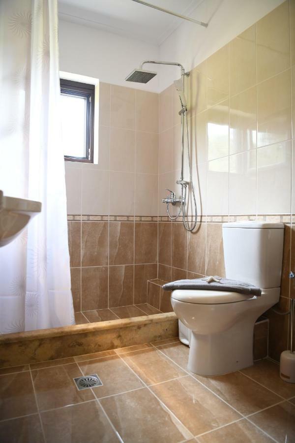 Anemi Superior Deluxe Suite Kolios Bagian luar foto