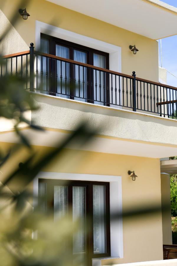 Anemi Superior Deluxe Suite Kolios Bagian luar foto